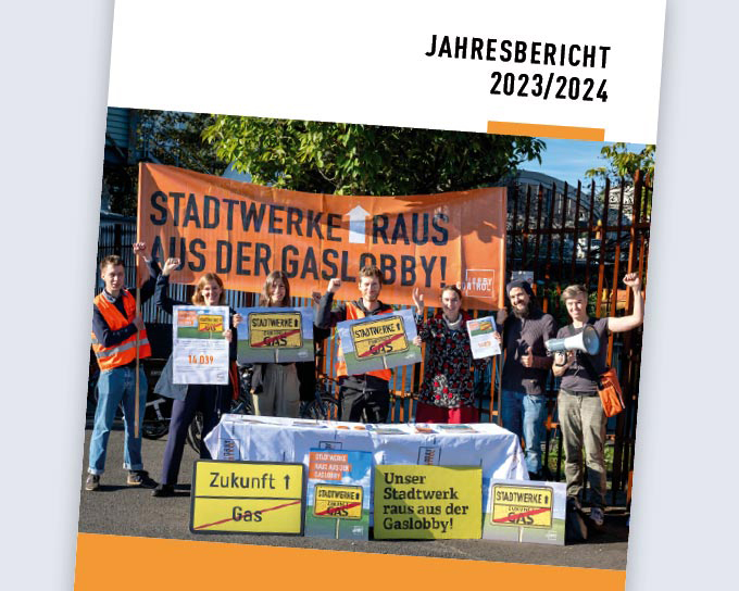 Titelseite mit Foto von Protestaktion